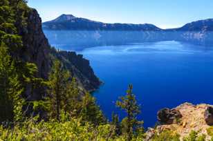 Crater lake-9778.jpg Crater lake-9778.jpg